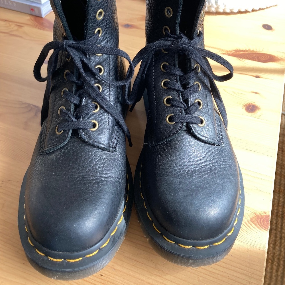 Dr. Martens 1460 Black Pascal Lace up Combat Boots